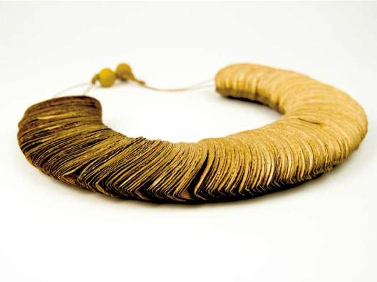 Ana Hagopian - Necklace. Paper, color. Photo from http://www.anahagopian.com