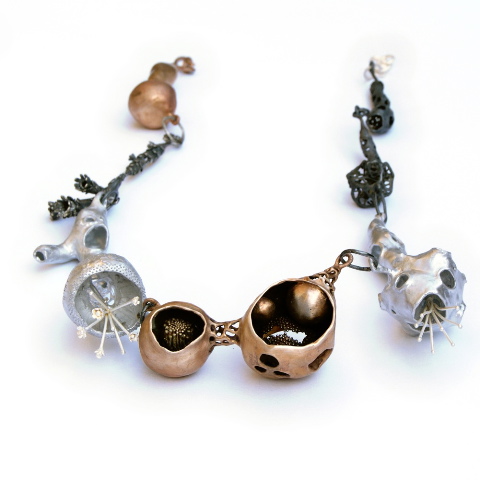 Nora Rochel - Herbalism, 2011. Necklace. 925 silver, fair trade bronze, aluminium. Photo by Nora Rochel. 
