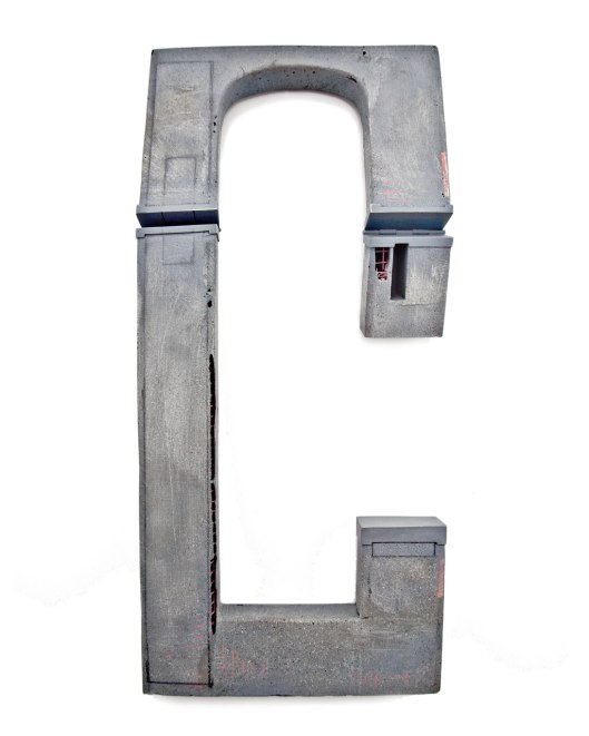 Demitra Thomloudis - "24.427" (2013). Necklace. Cement, resin, steel, wood, nickel silver, sterling silver, pigment. Picture courtesy of the artist.
