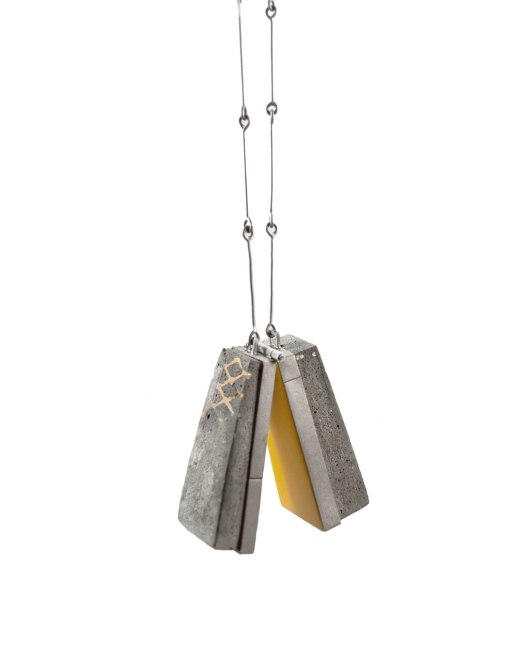 Demitra Thomloudis - Necklace (2013). Cement, sterling silver, pigment. Picture courtesy of the artist.